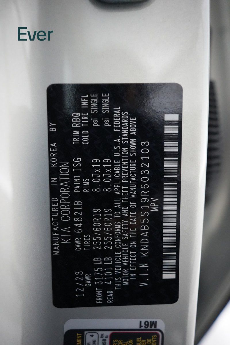 Used 2024 Kia EV9 Light Long Range RWD image 31