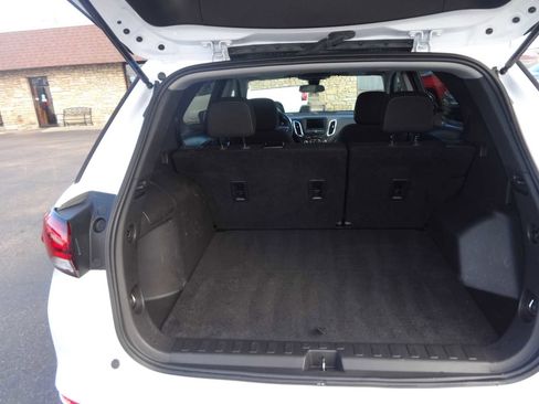 Used 2022 Chevrolet Equinox LT image 9