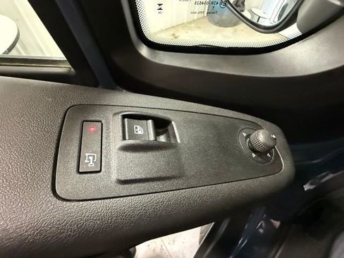 Used 2024 RAM ProMaster 3500 image 17