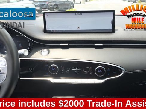 Used 2025 Genesis GV70 2.5T AWD/4WD image 27