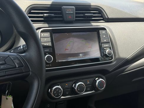 Used 2025 Nissan Versa S FWD image 16