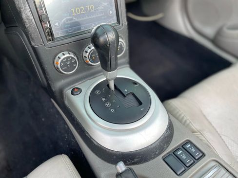 Used 2007 Nissan 350Z Touring image 22
