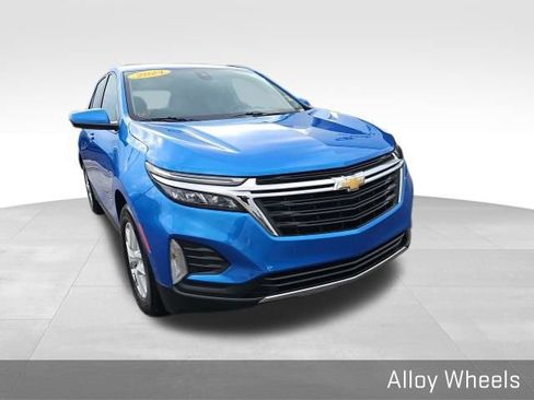 Used 2024 Chevrolet Equinox LT w/ LPO, Floor Liner Package image 5