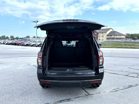 Certified 2022 Chevrolet Tahoe RST w/ Sport Performance Package AWD/4WD image 23