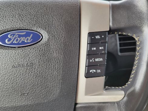 Used 2010 Ford Flex SE image 20