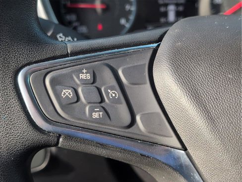 Used 2018 Chevrolet Equinox LS image 52