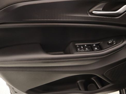 Used 2024 Jeep Grand Cherokee L Laredo image 15