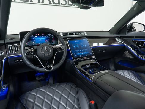 Certified 2023 Mercedes-Benz S 500 4MATIC w/ 3D Technology Package image 15
