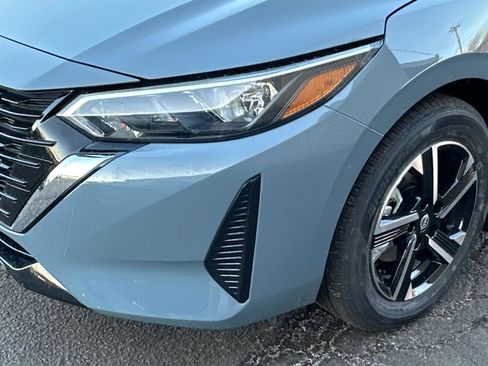 New 2025 Nissan Sentra SV image 9