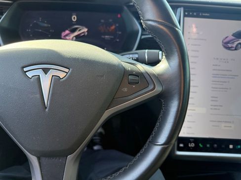 Used 2018 Tesla Model S 75D image 19