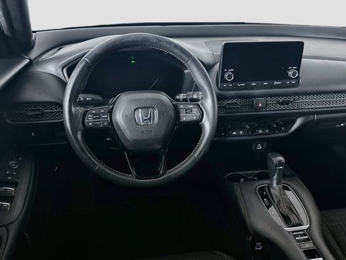 Used 2023 Honda HR-V Sport image 17