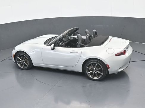 Used 2016 MAZDA MX-5 Miata Grand Touring image 43