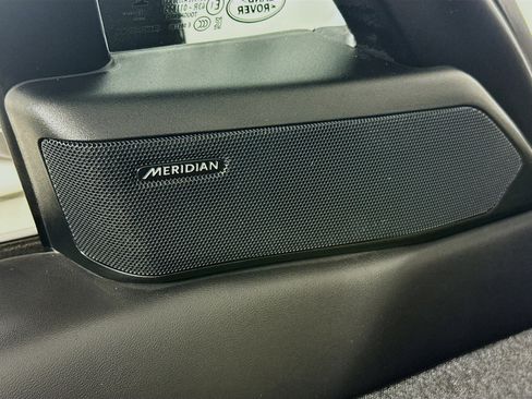 Used 2024 Land Rover Range Rover Sport SE image 21