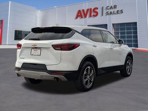Used 2025 Chevrolet Blazer LT image 6