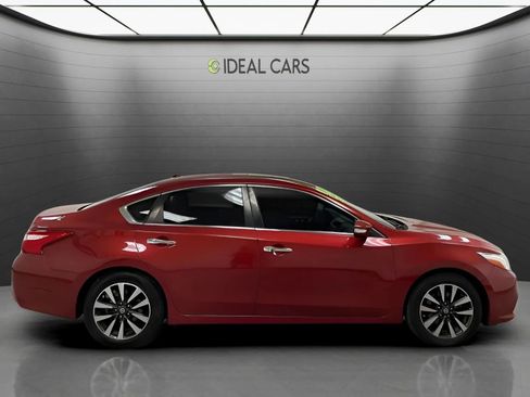 Used 2016 Nissan Altima 2.5 SL w/ 2.5 Technology Package FWD image 4
