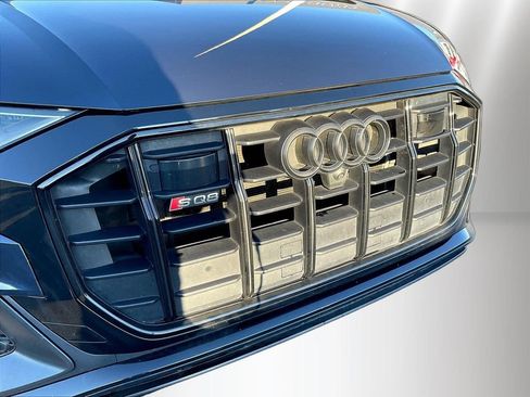 Used 2023 Audi SQ8 Prestige AWD/4WD image 32
