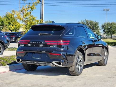 Used 2026 Genesis GV70 3.5T Sport Advanced AWD/4WD image 3