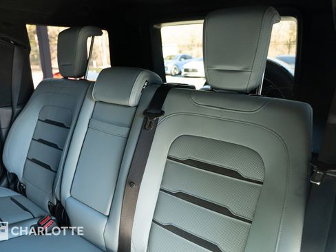 Used 2025 Mercedes-Benz G 63 AMG 4MATIC image 34