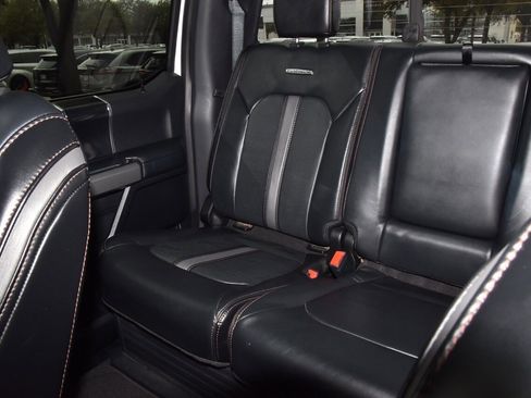 Used 2020 Ford F450 Platinum w/ FX4 Off-Road Package image 19