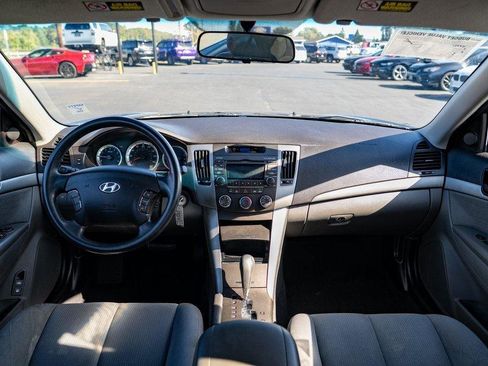 Used 2009 Hyundai Sonata GLS image 16