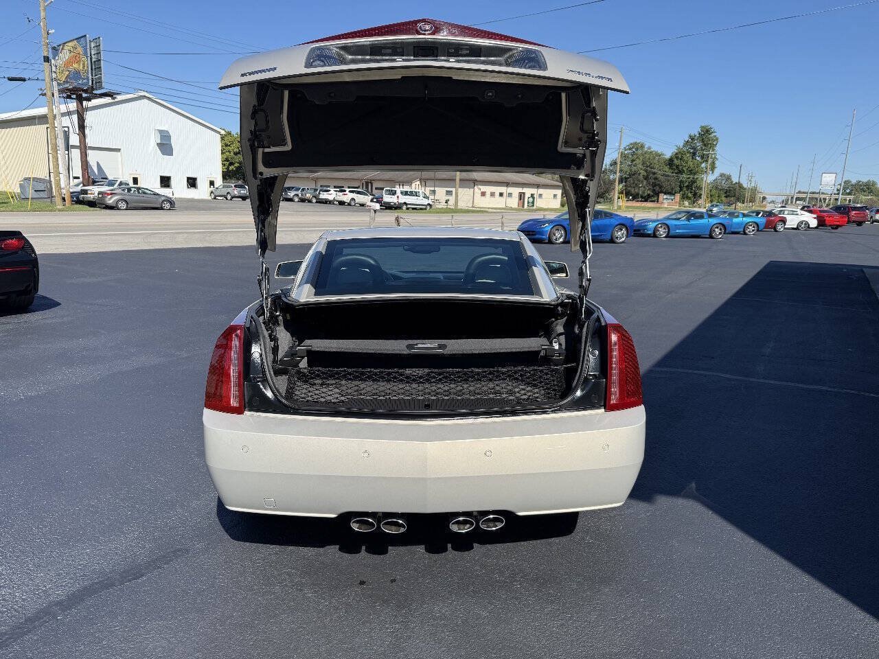 Used 2006 Cadillac XLR RWD image 85