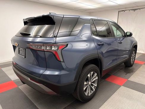 Used 2025 Chevrolet Equinox LT image 6