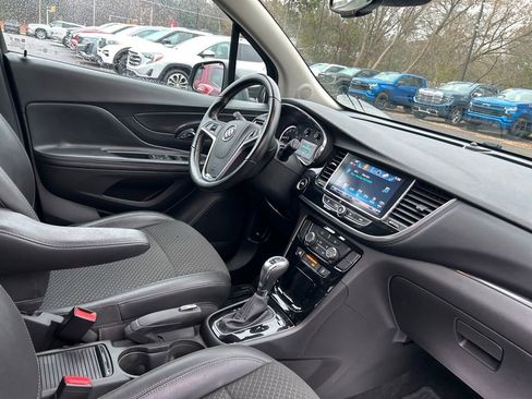 Used 2018 Buick Encore Preferred image 14
