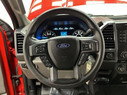 Used 2017 Ford F150 XLT image 7