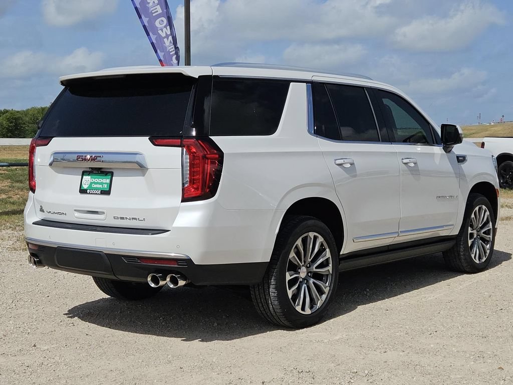 Used 2021 GMC Yukon Denali w/ Denali Premium Package AWD/4WD image 5