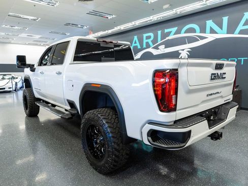 Used 2021 GMC Sierra 2500 Denali w/ Denali Ultimate Package image 11