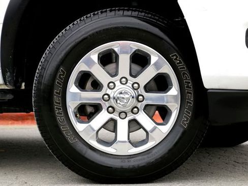 Used 2019 RAM 2500 Lone Star image 2