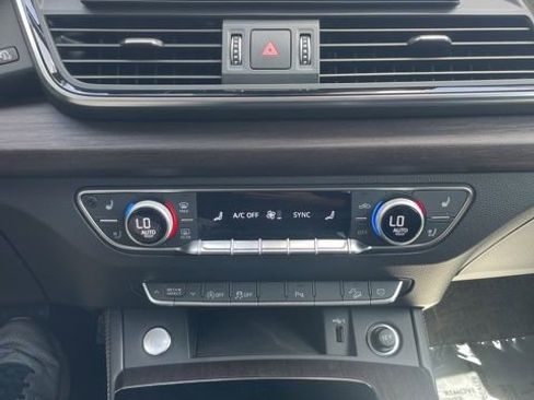 Used 2023 Audi Q5 2.0T Premium Plus w/ Premium Plus Package image 10