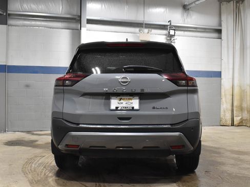 Used 2023 Nissan Rogue SL w/ SL Premium Package image 25