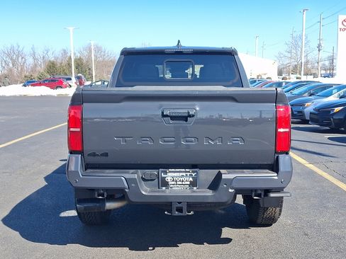 Used 2024 Toyota Tacoma TRD Off-Road w/ TRD Off Road Upgrade Package image 5