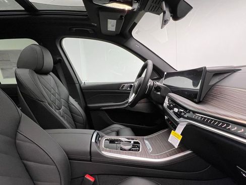 New 2026 BMW X5 xDrive40i w/ Premium Package image 6