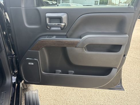Used 2018 GMC Sierra 1500 Denali w/ Denali Ultimate Package AWD/4WD image 15