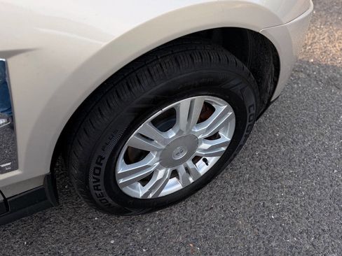 Used 2010 Cadillac SRX Luxury AWD/4WD image 9