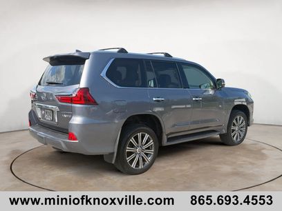Used 2017 Lexus LX 570 4WD w/ Luxury Package