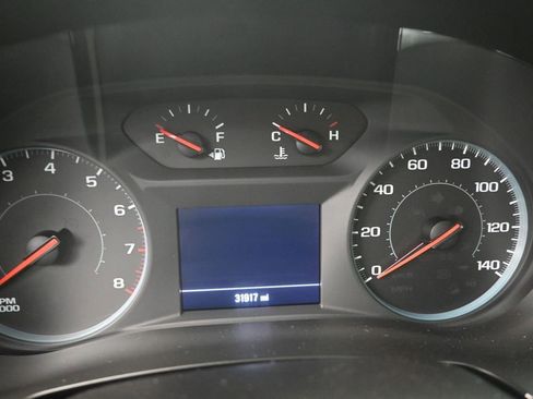 Used 2023 Chevrolet Traverse LS FWD image 11