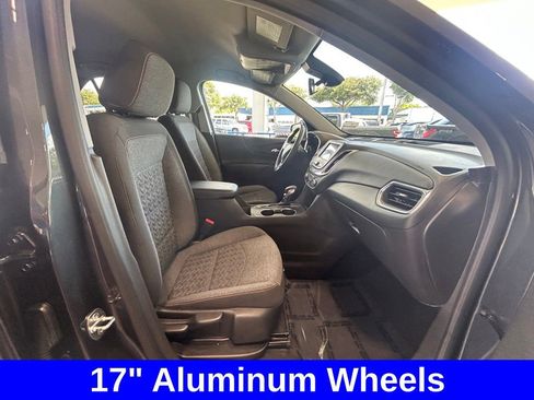 Used 2023 Chevrolet Equinox LT image 24