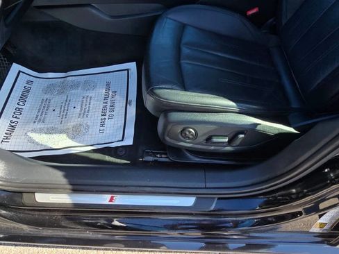 Used 2017 Audi A4 2.0T Premium image 16