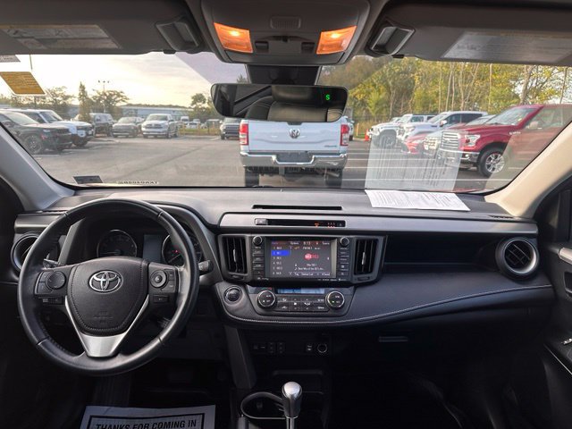 Used 2018 Toyota RAV4 Limited w/ Advanced Technology Package AWD/4WD image 28