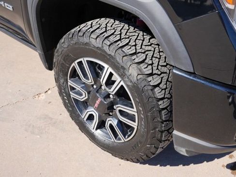 Used 2022 GMC Sierra 3500 AT4 w/ AT4 Premium Plus Package image 10