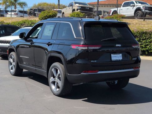 New 2026 Jeep Grand Cherokee Limited AWD/4WD image 7