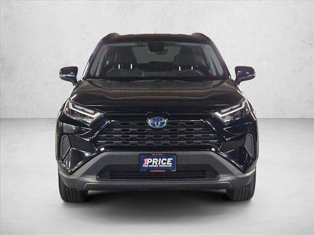 Used 2024 Toyota RAV4 XLE AWD/4WD image 2