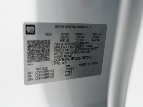 Used 2024 GMC Hummer EV 2X AWD/4WD image 15