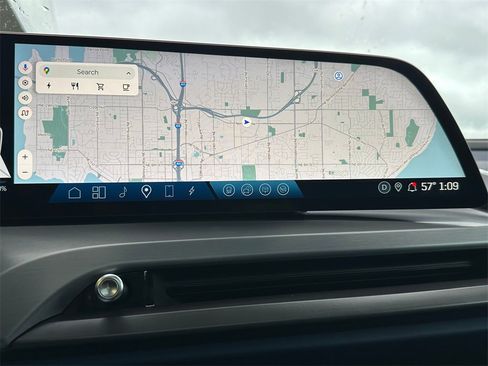 Used 2026 Cadillac Vistiq Premium Luxury image 28