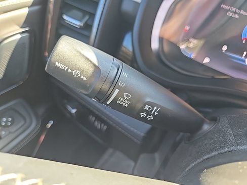 Used 2025 RAM 1500 Limited AWD/4WD image 64
