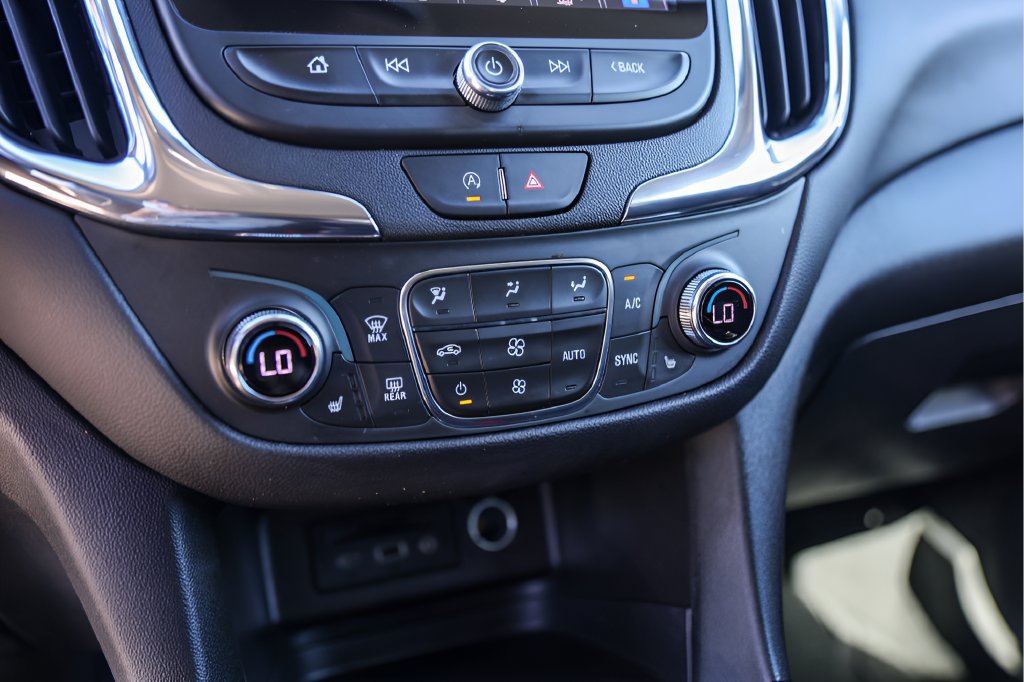 Used 2022 Chevrolet Equinox LT FWD image 20