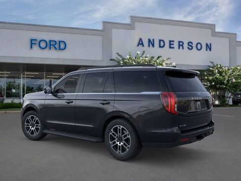 New 2026 Ford Expedition Active image 4